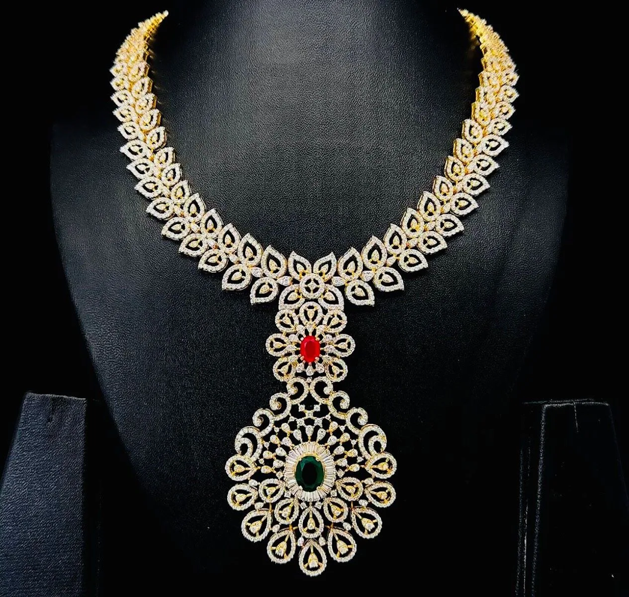 DIAMONDIO - Natural Diamond &amp; Gemstone Jewellery