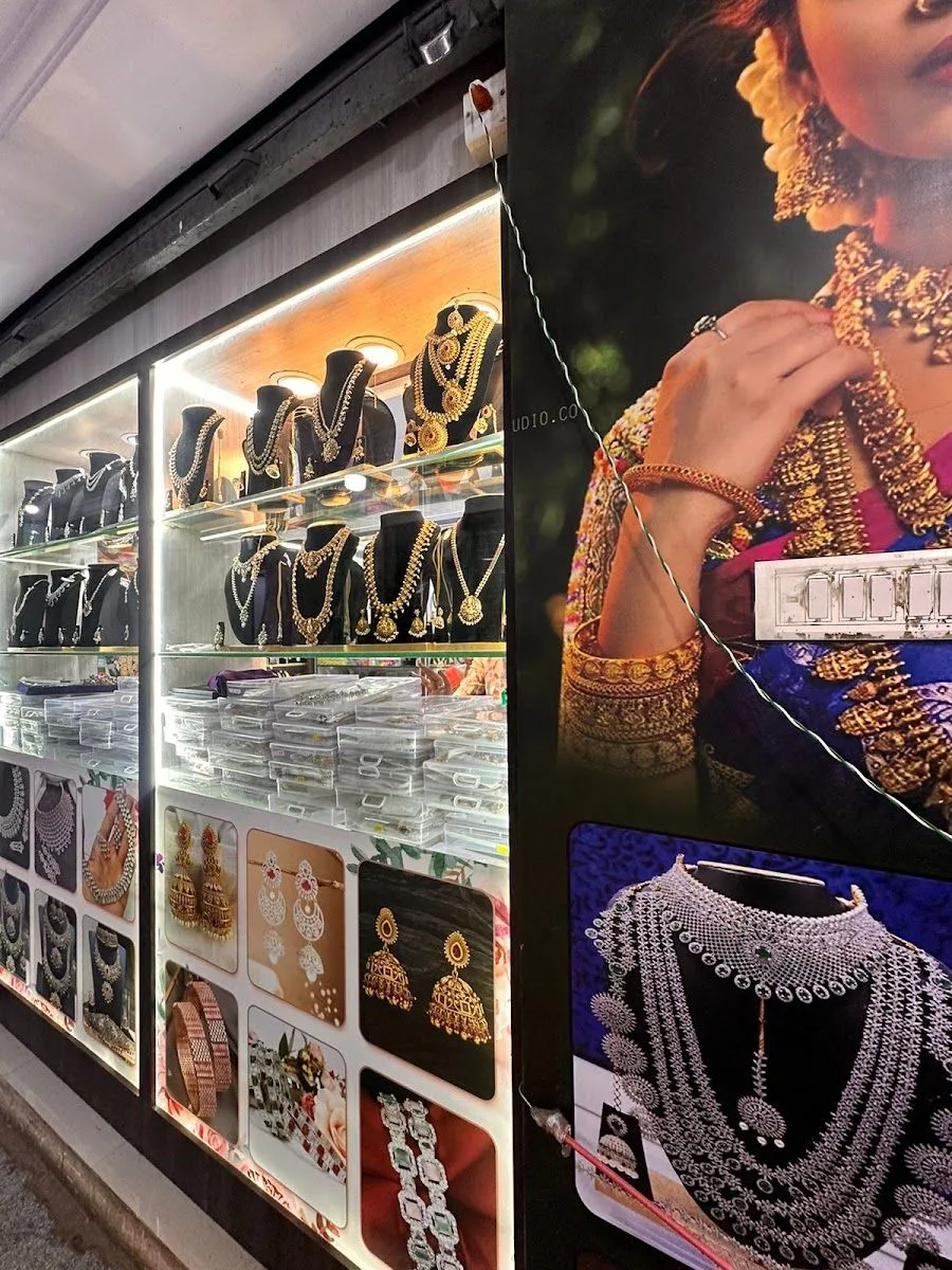 SHREE BALAJI JEWELLERY