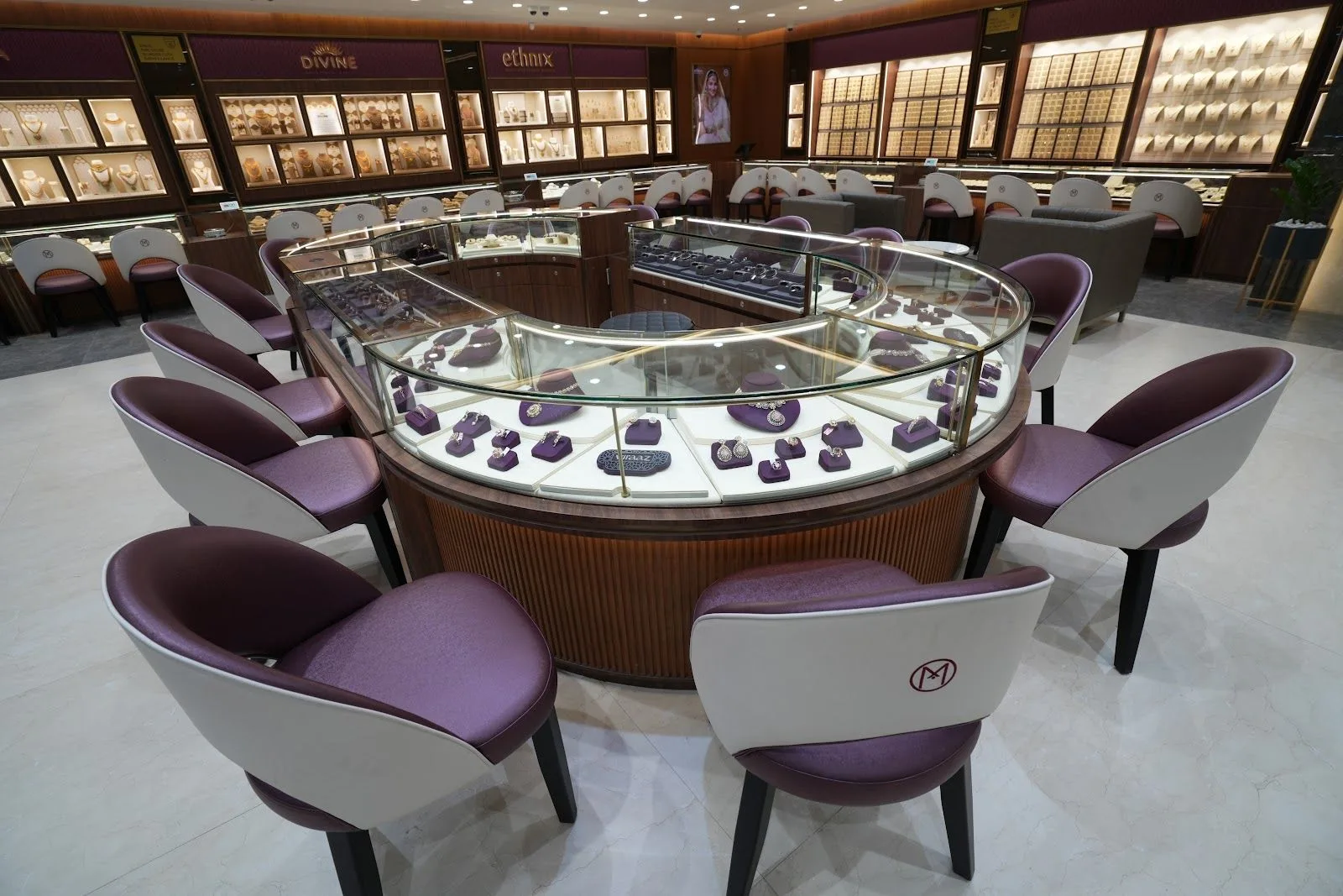 Malabar Gold and Diamonds - 100Ft Road Velachery