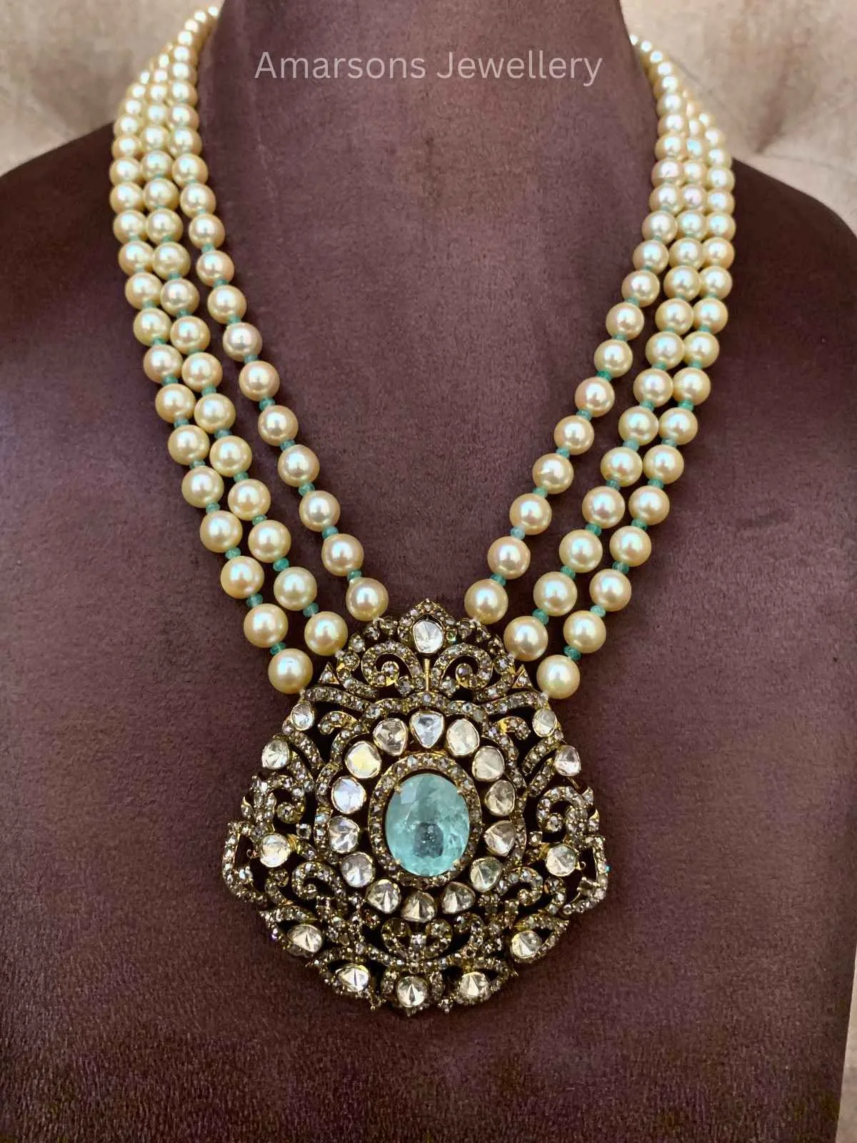 18k Polki Locket with South Sea Pearls (PL 8196)