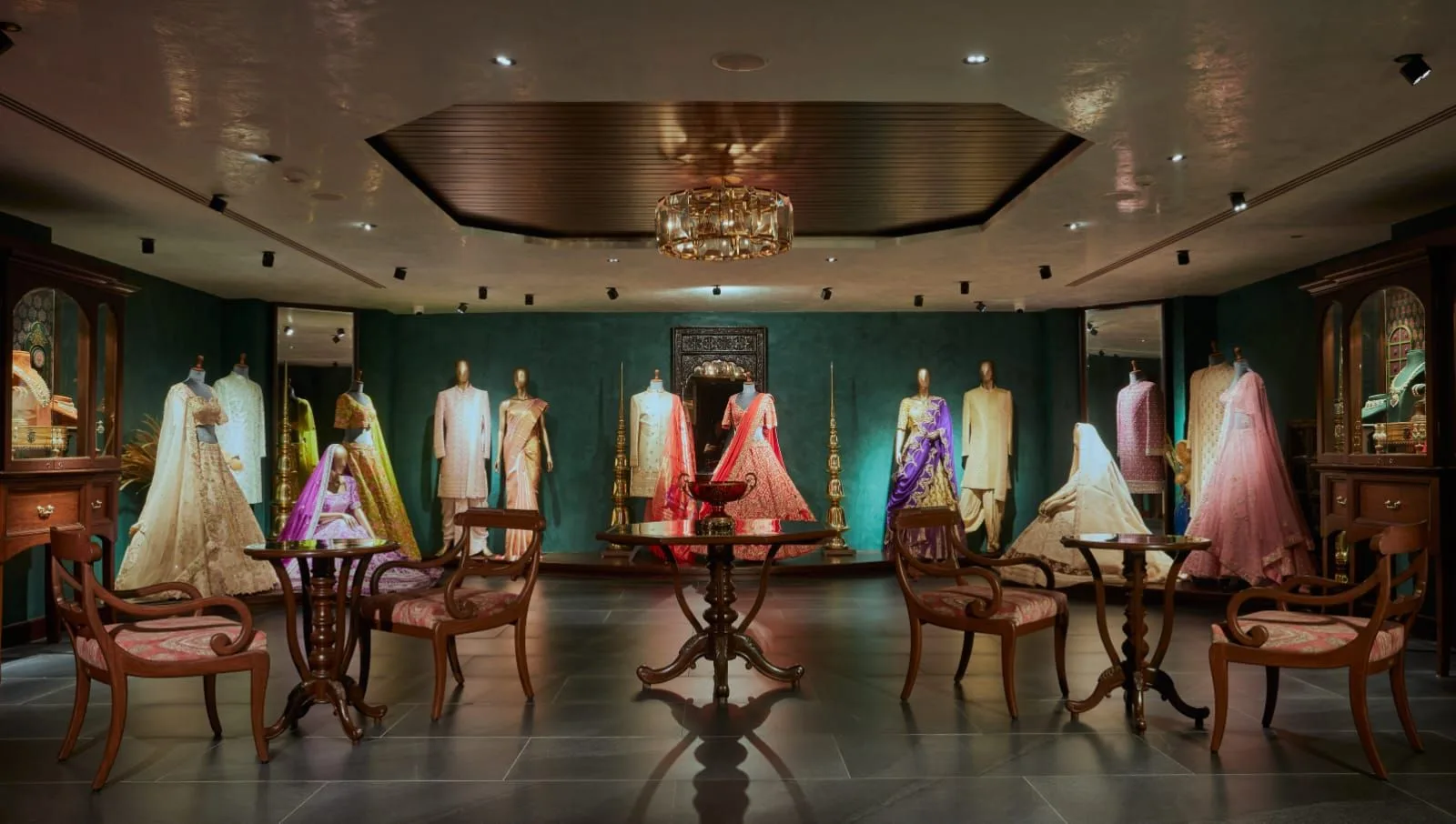 Aqua Diamond &amp; Jewels Jubilee Hills