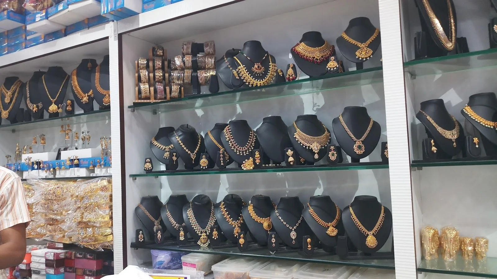 Beauty Jewellers