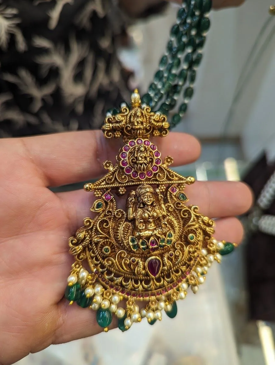 KANISHKAS FASHION JEWELLERY