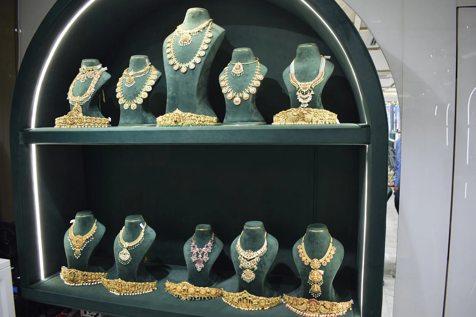 Uma Jewellers Gold &amp; Diamonds