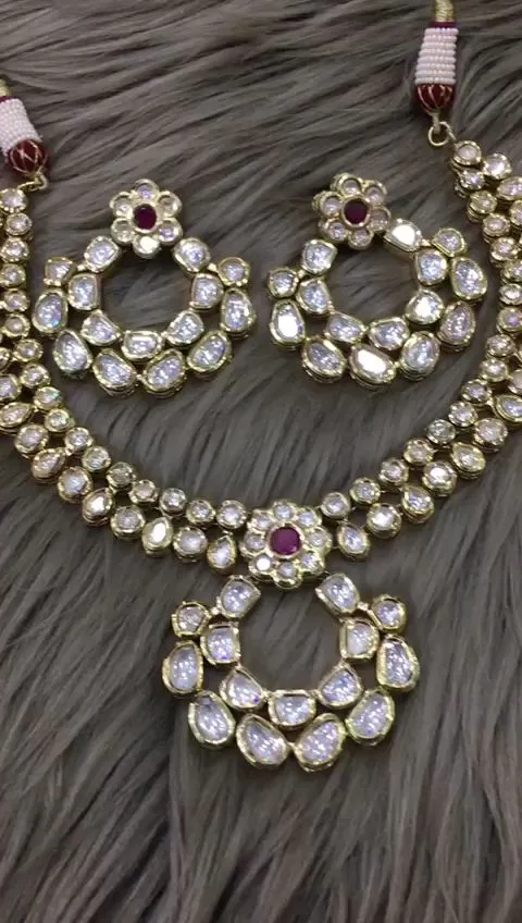MUKUND JEWELLERS