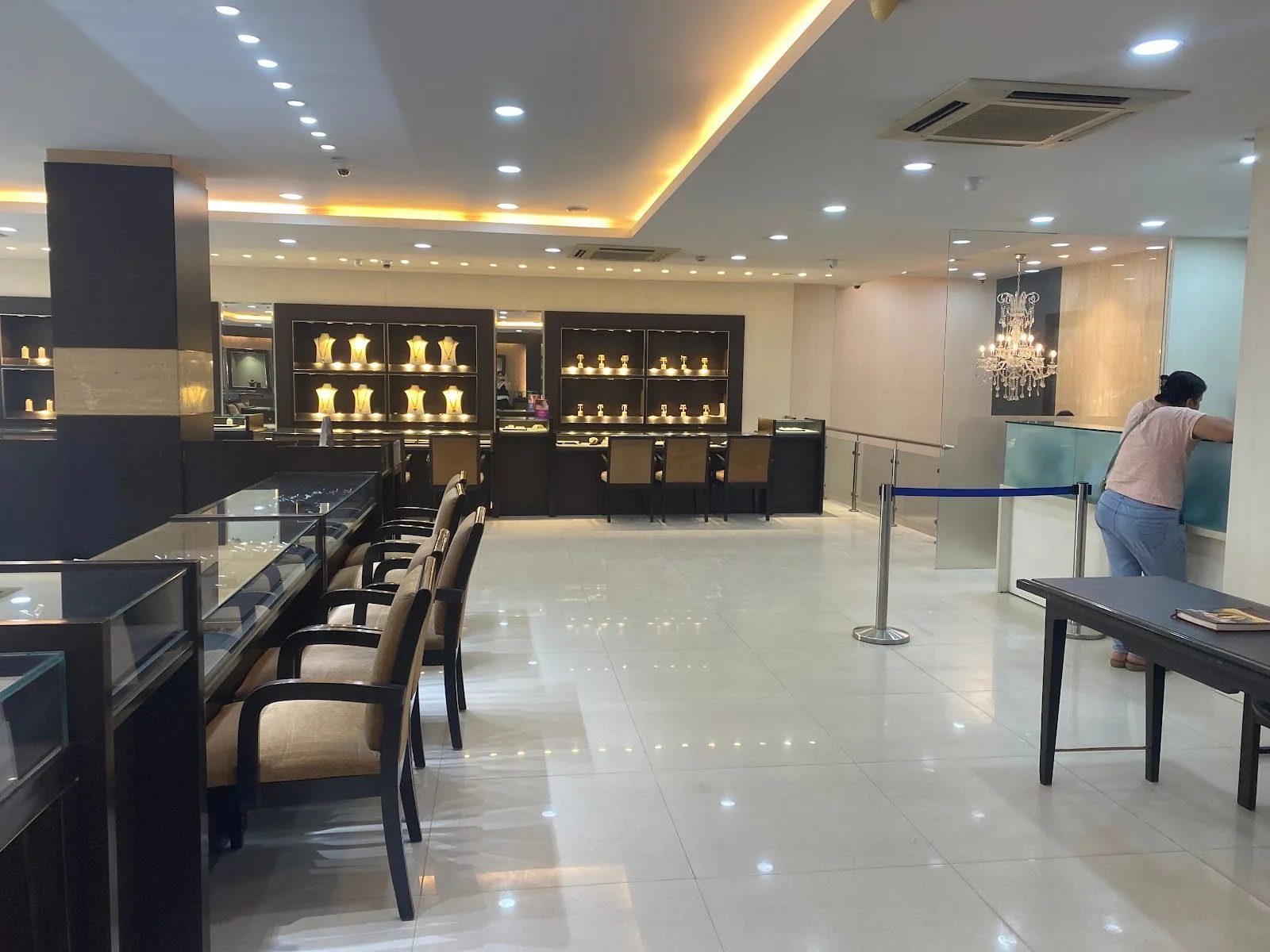Tribhovandas Bhimji Zaveri (TBZ - The Original), Shivranjini, Ahmedabad