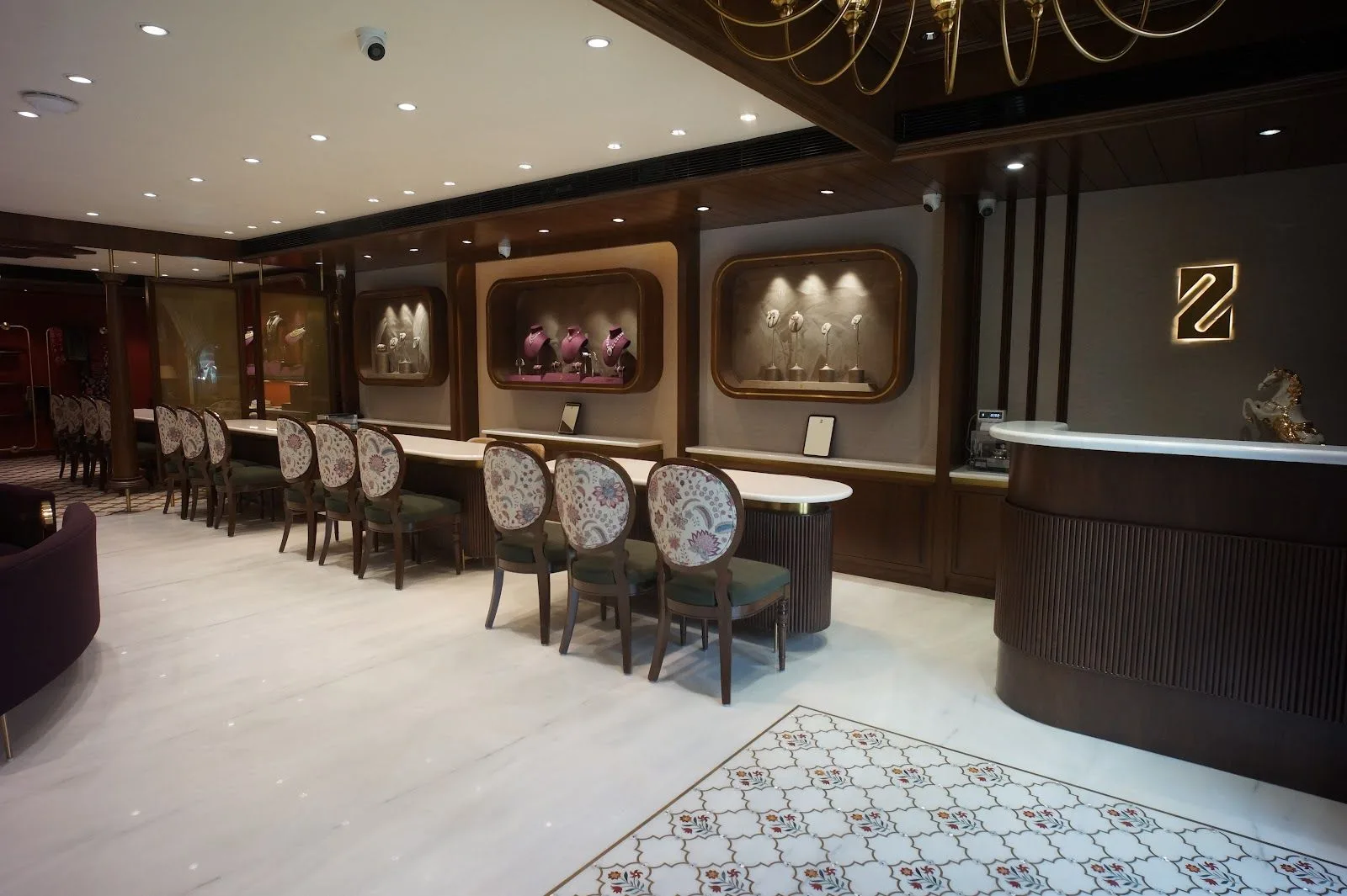 Zinzuwadia Jewellers Shivranjani