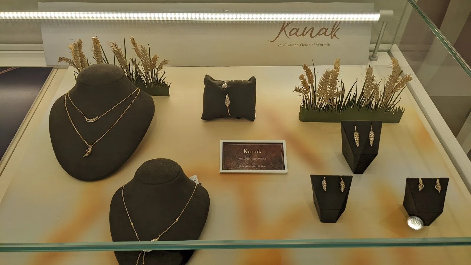 CaratLane Jewellery Pimpri Chinchwad, Pune