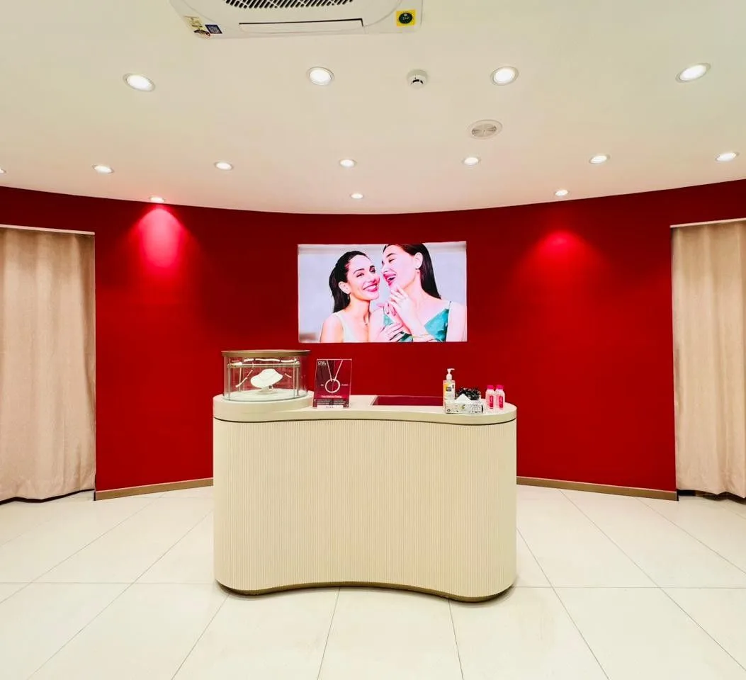 GIVA Silver &amp; Gold Jewellery Store | Gaurav Tower, Jaipur