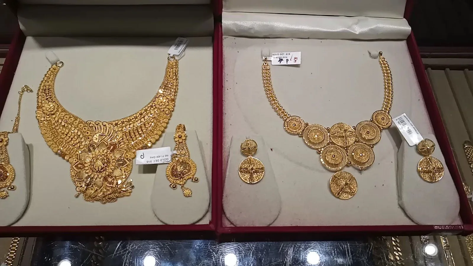 Khandaka Om Jain Jewellers