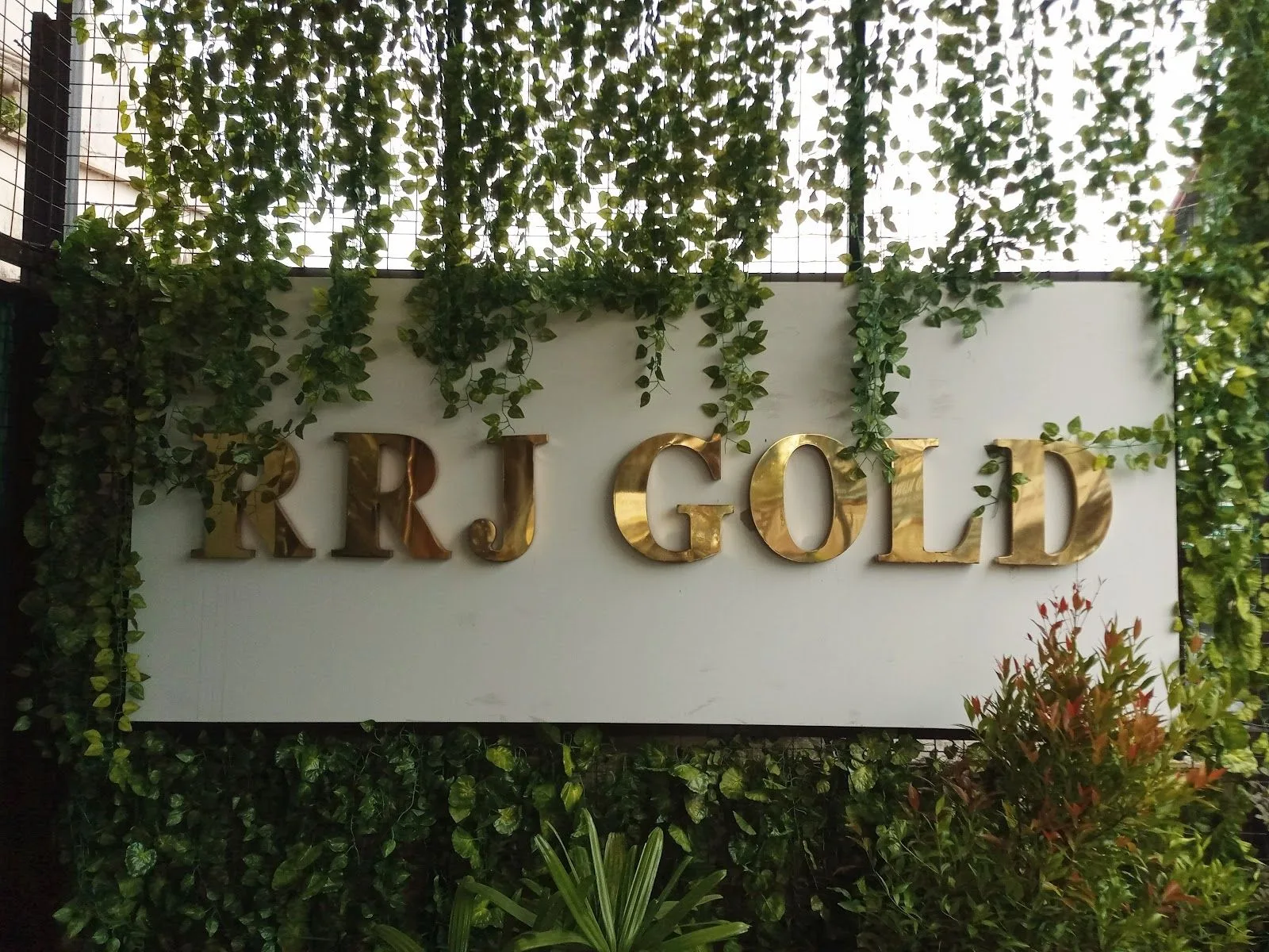 RRJ Gold &amp; Diamonds Thrissur