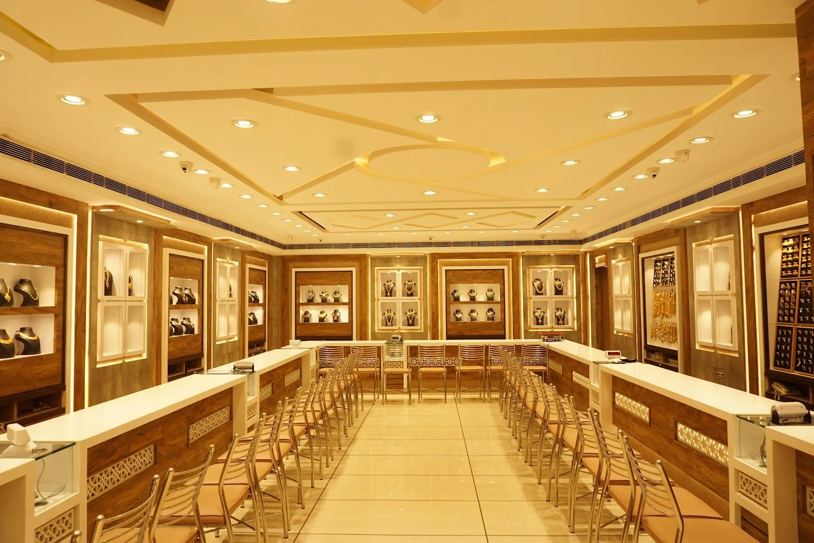 GJ Gold &amp; Diamonds, Thrissur