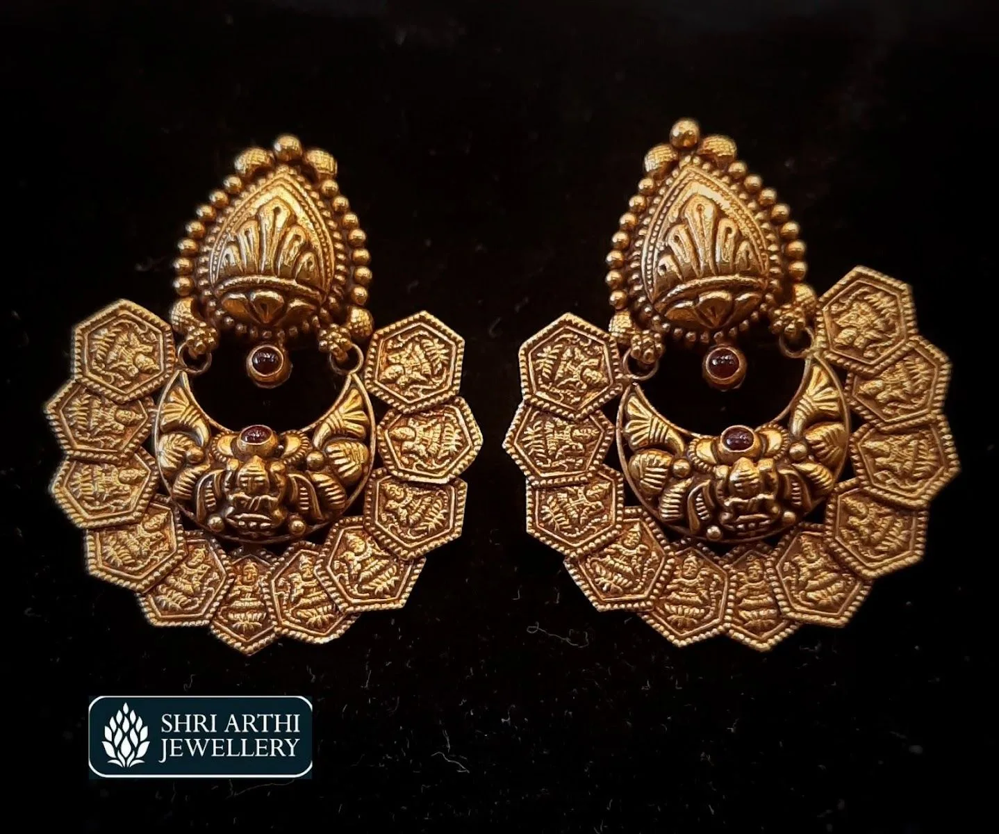 Shri Arthi Jewellery