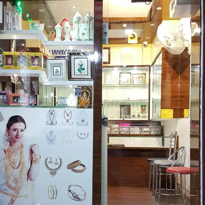 Sri Thangam Jewellers