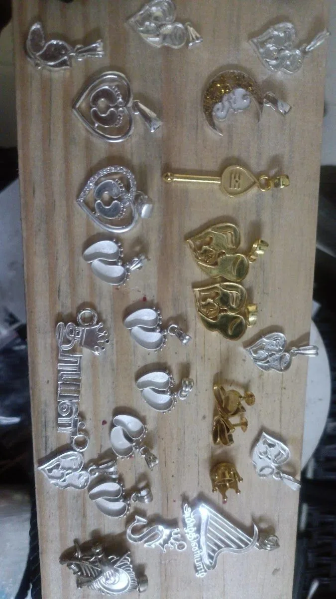 Niki Mom Diya - Breastmilk Jewellery Artist in Coimbatore
