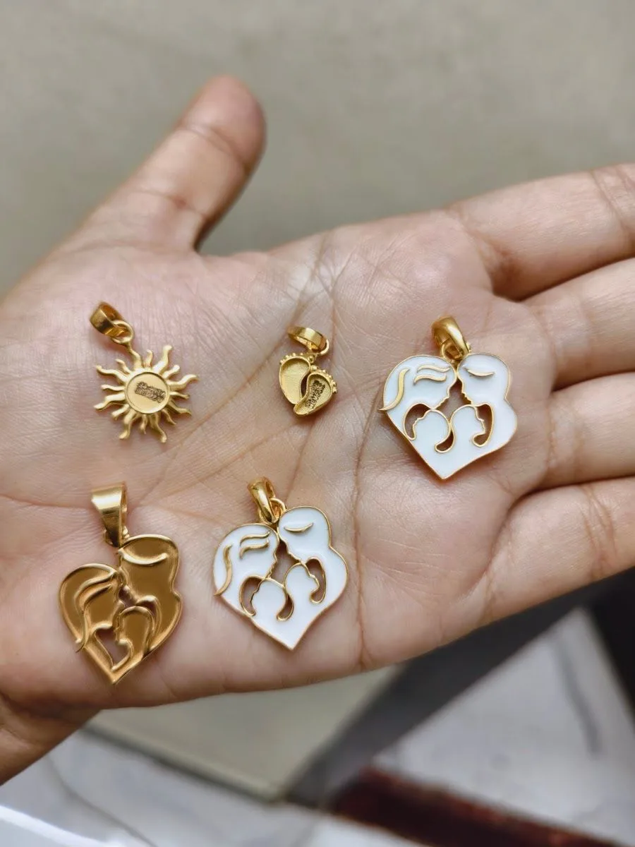 Niki Mom Diya - Breastmilk Jewellery Artist in Coimbatore