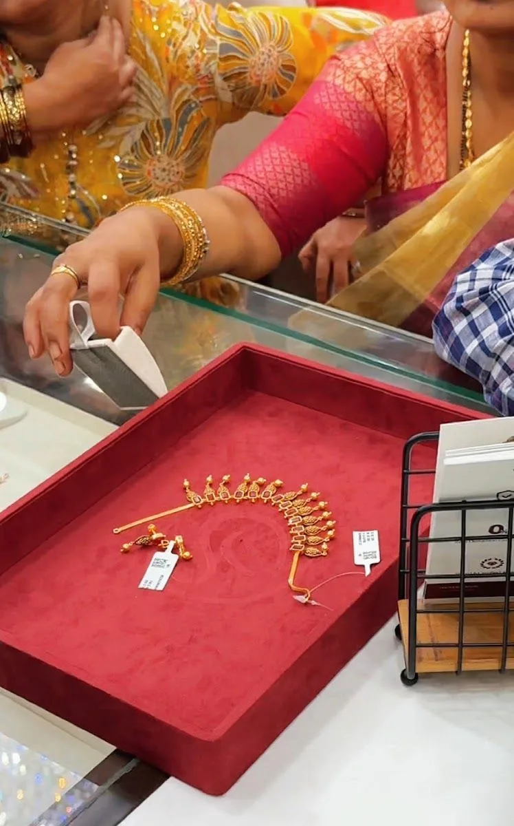 Swarnim Gold and Diamonds - Lucknow