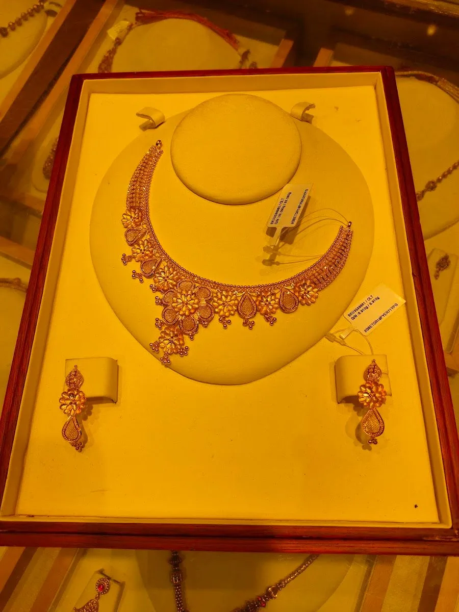 Reliance Jewels- Mahanagar, Lucknow
