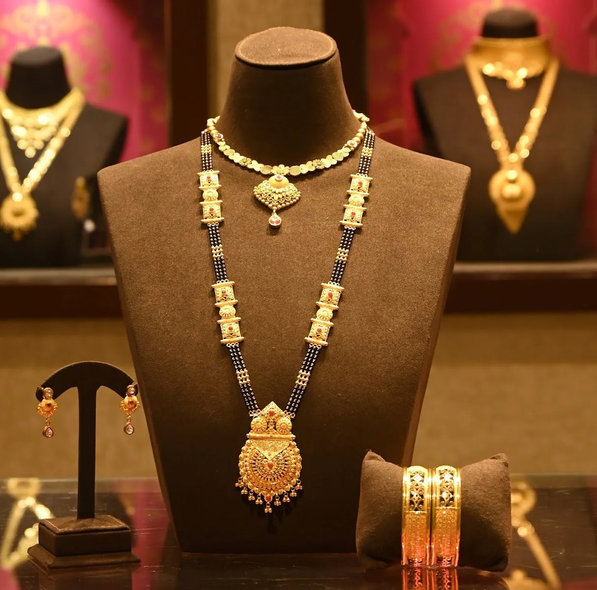 Reliance Jewels - Hazratganj, Lucknow