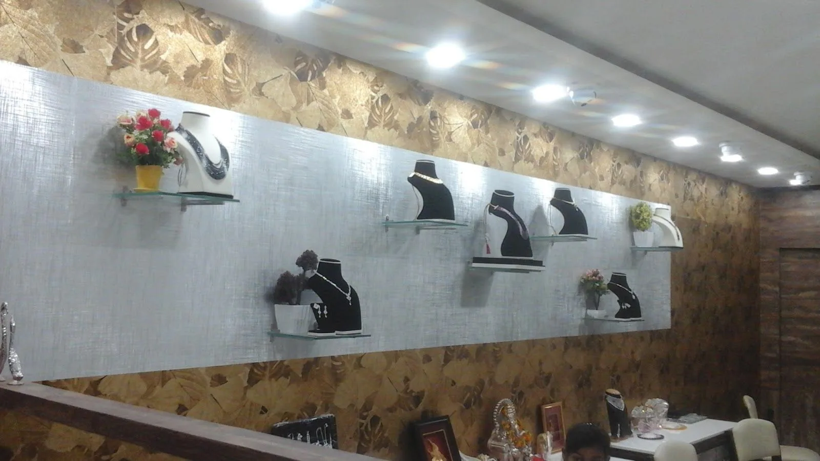 Suman The Jewellers