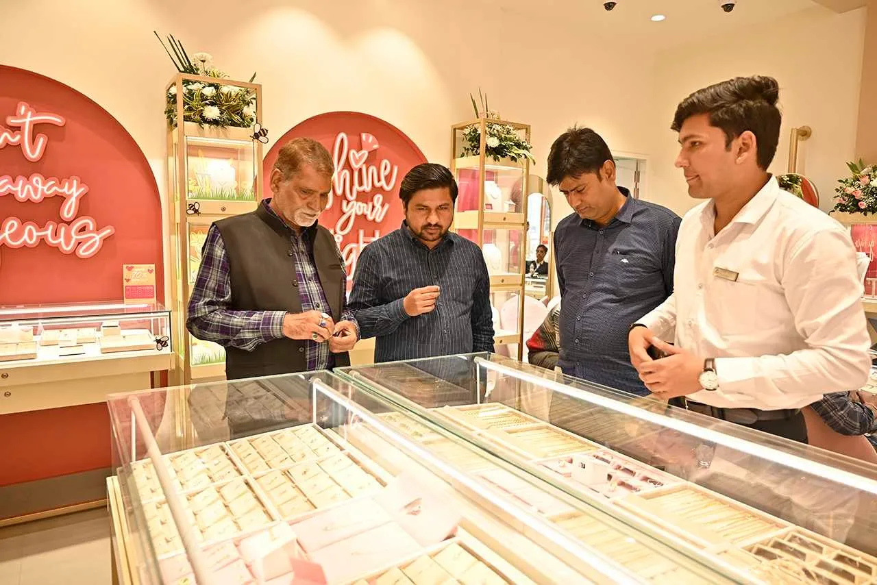 Mia by Tanishq - Vibhuti Khand, Lucknow