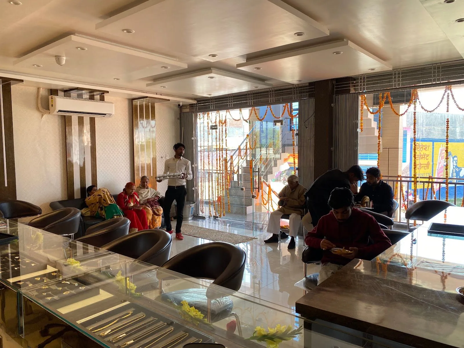 Prakhar Jewellers , Sugamau , Indira Nagar