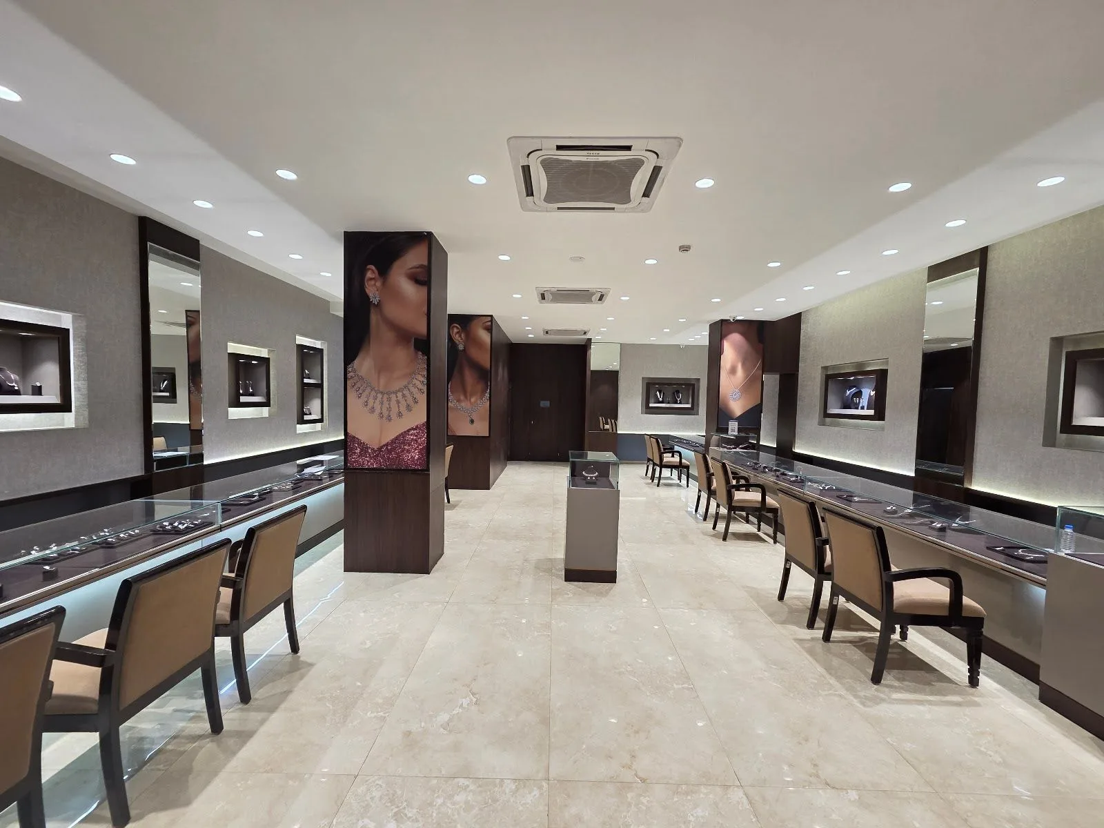 Tribhovandas Bhimji Zaveri (TBZ - The Original), Indore