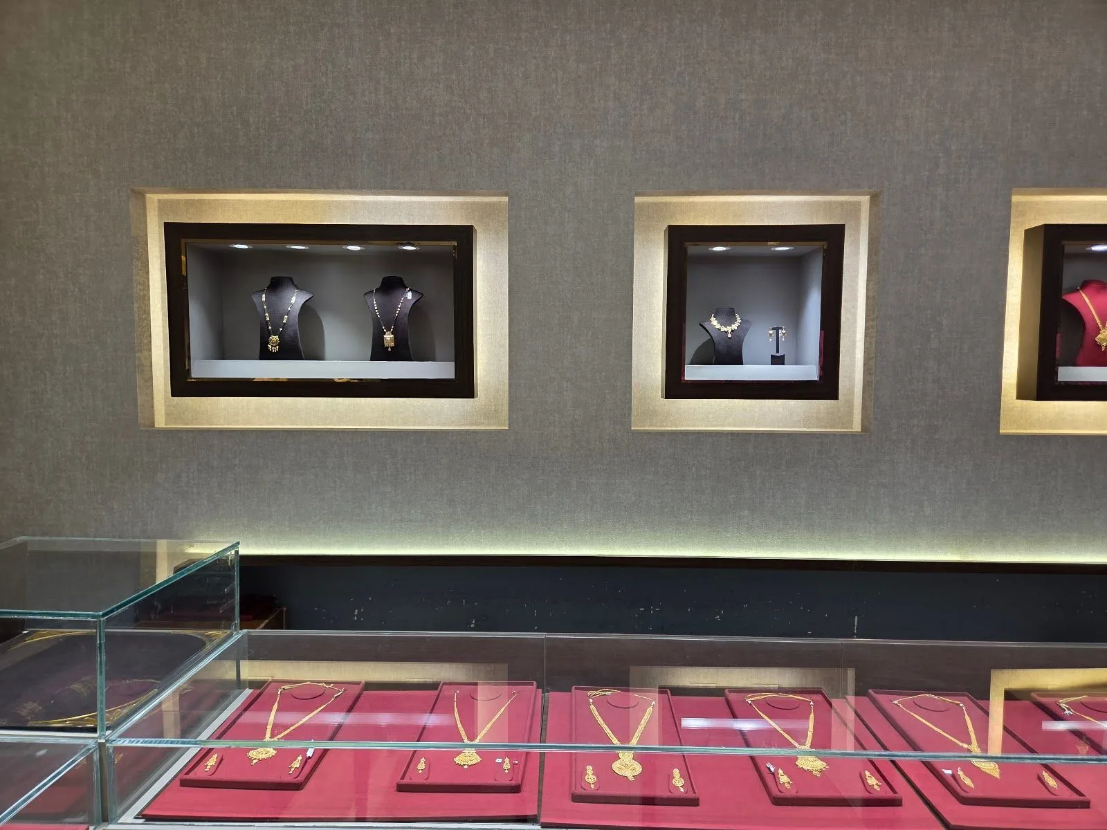Tribhovandas Bhimji Zaveri (TBZ - The Original), Indore