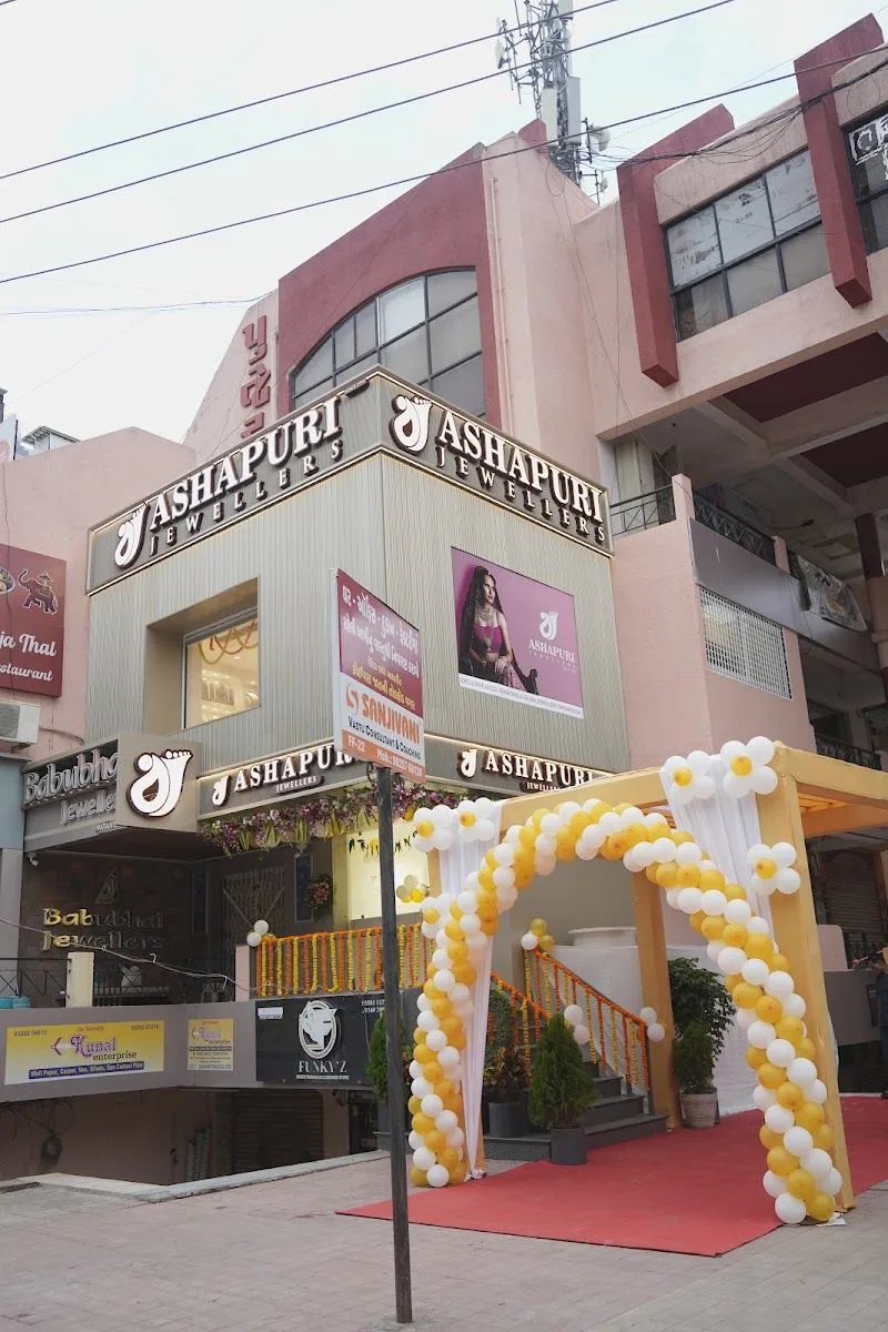 Ashapuri Jewellers -Exclusive Gold Showroom