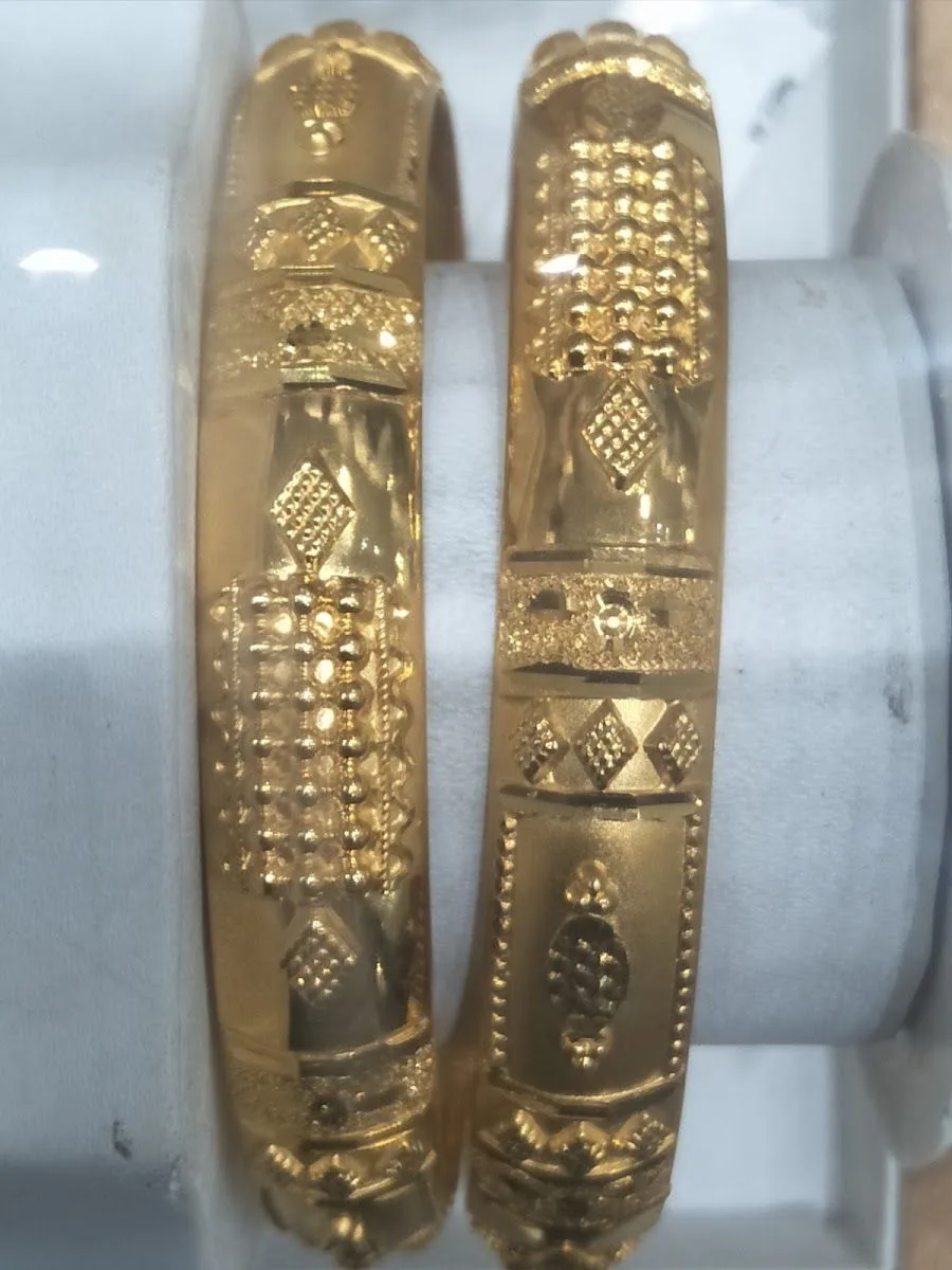 Radhika Jewellers