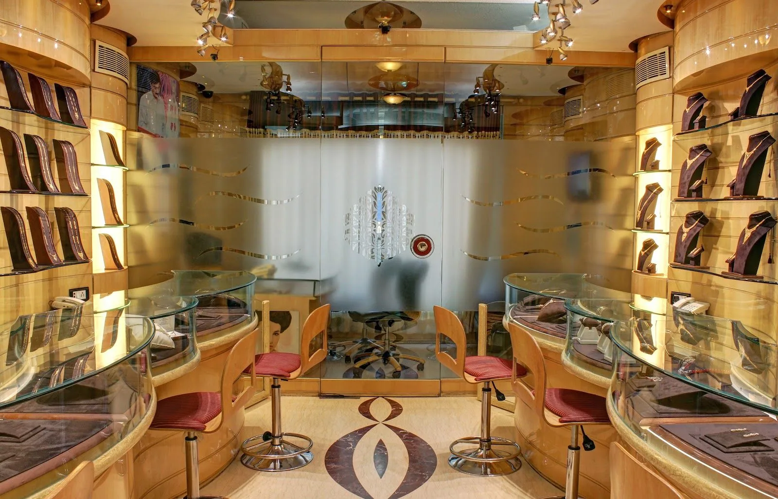 Ladla Jewellers