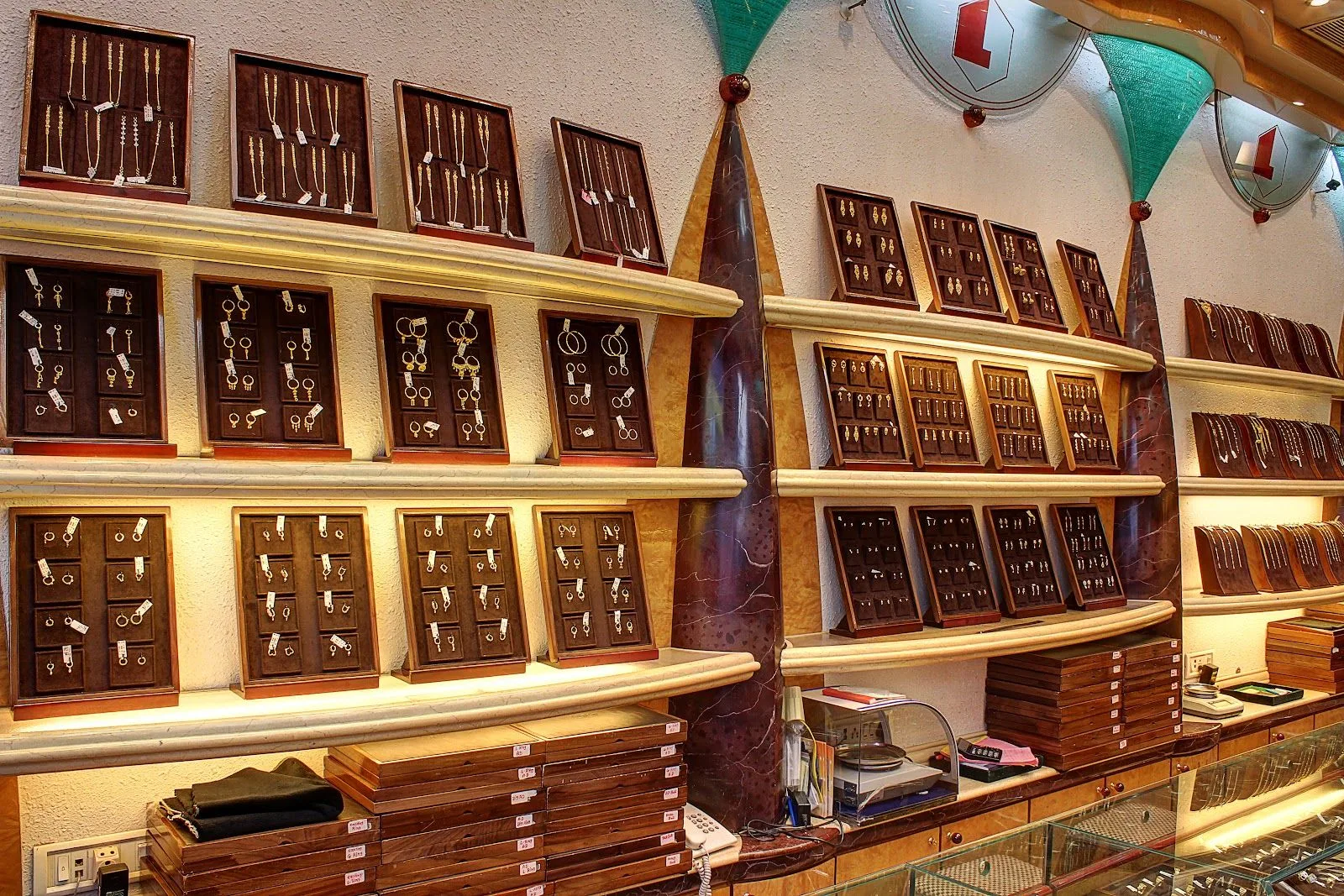 Ladla Jewellers