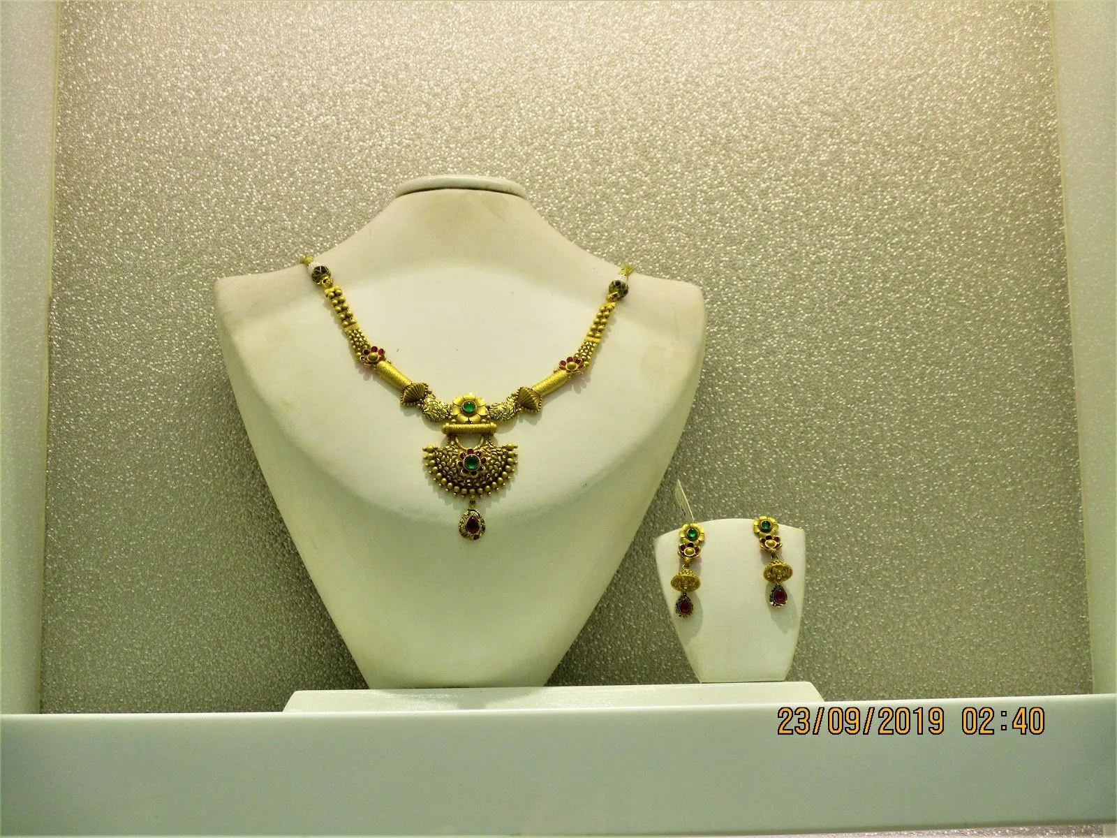 Kapurchand And Sons Jewellers