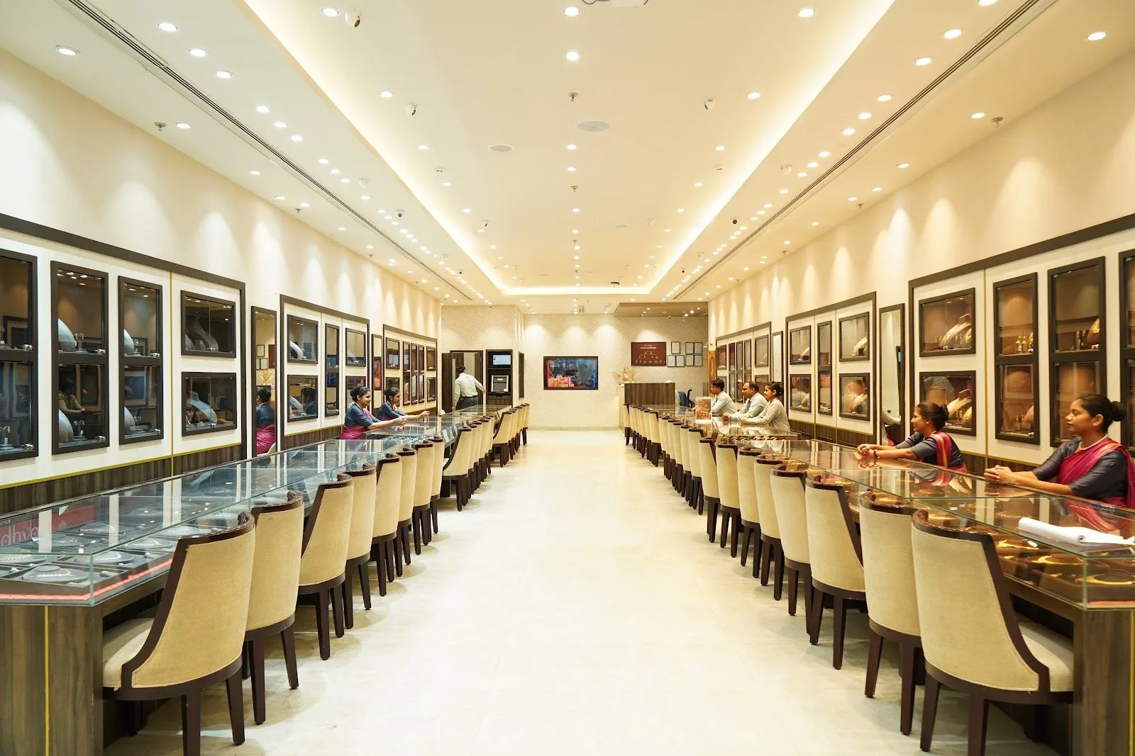 Reliance Jewels - MP Nagar, Bhopal