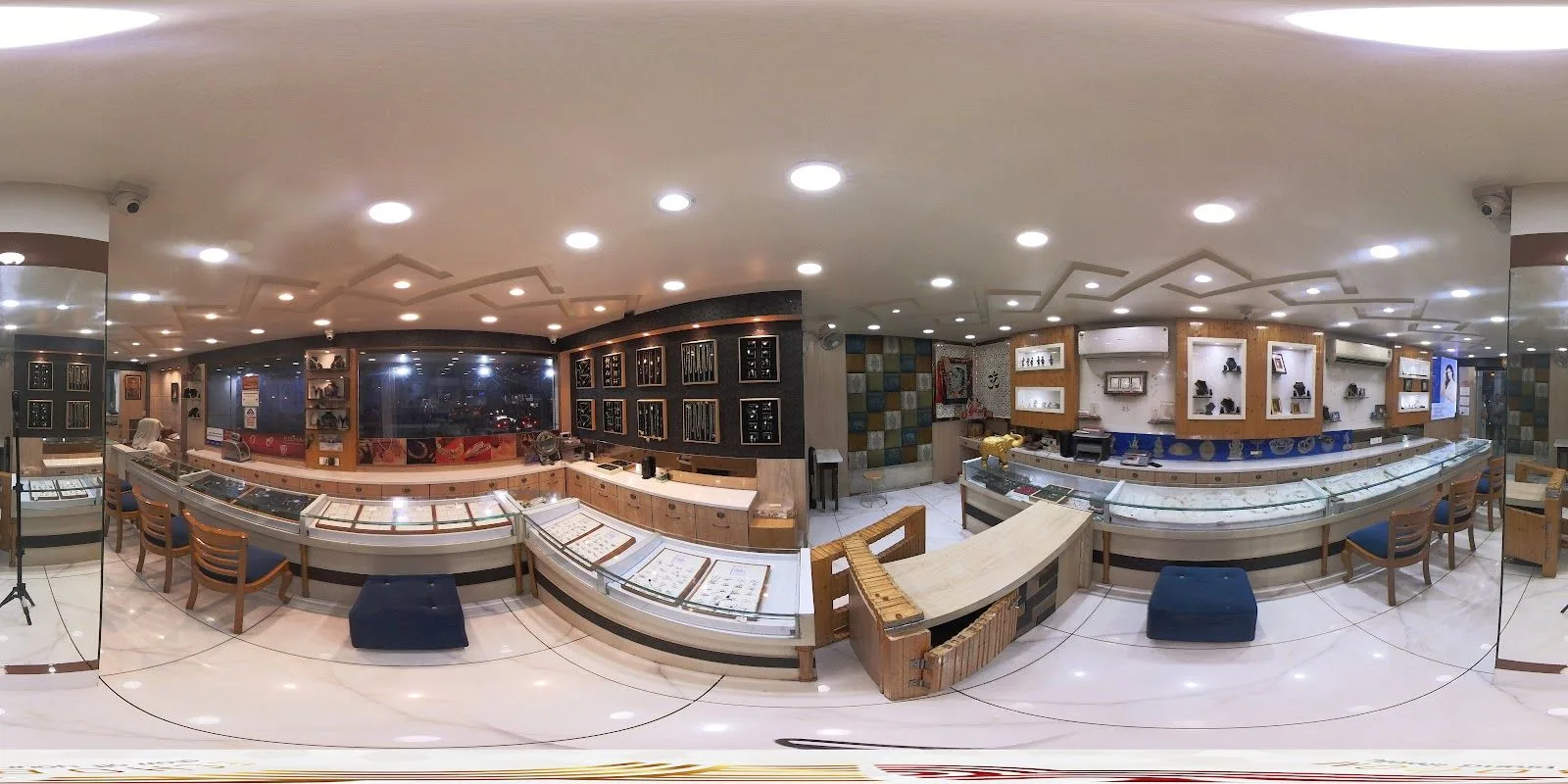 Chandrapushp Johari Jewellers - Best Diamond | Silver jewellery old showroom | lightweight wedding jewellers in bhopal