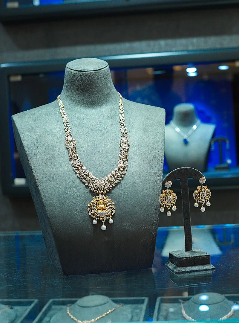 Reliance Jewels - Devaraja Mohalla, Mysuru