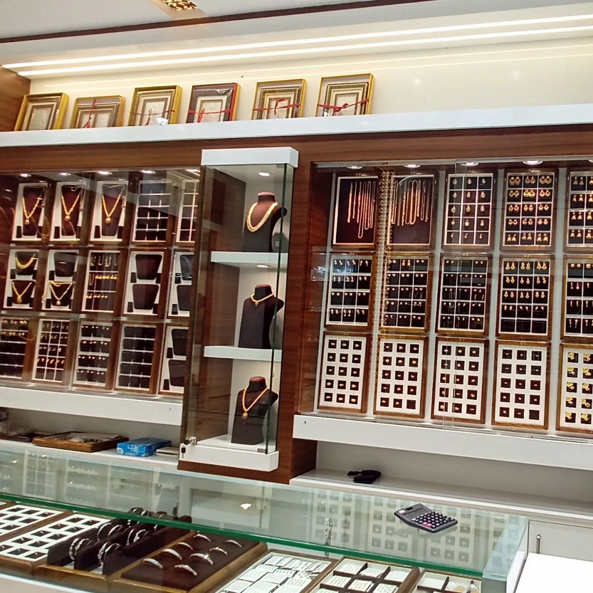 Rajlakshmi Jewellers