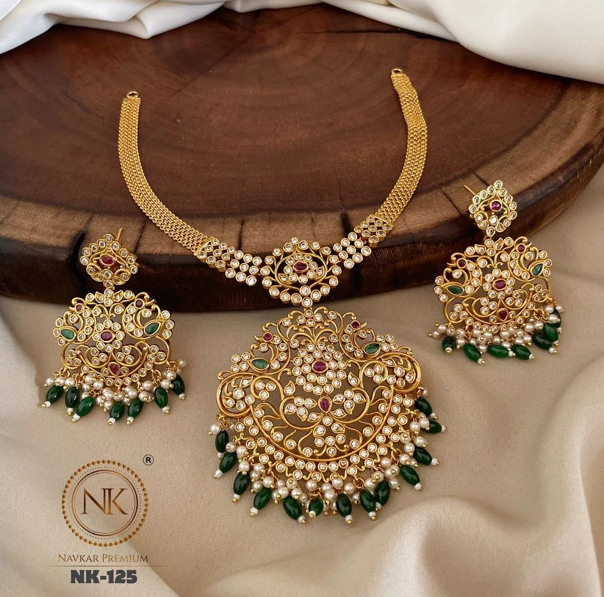 Navkar goldcovering