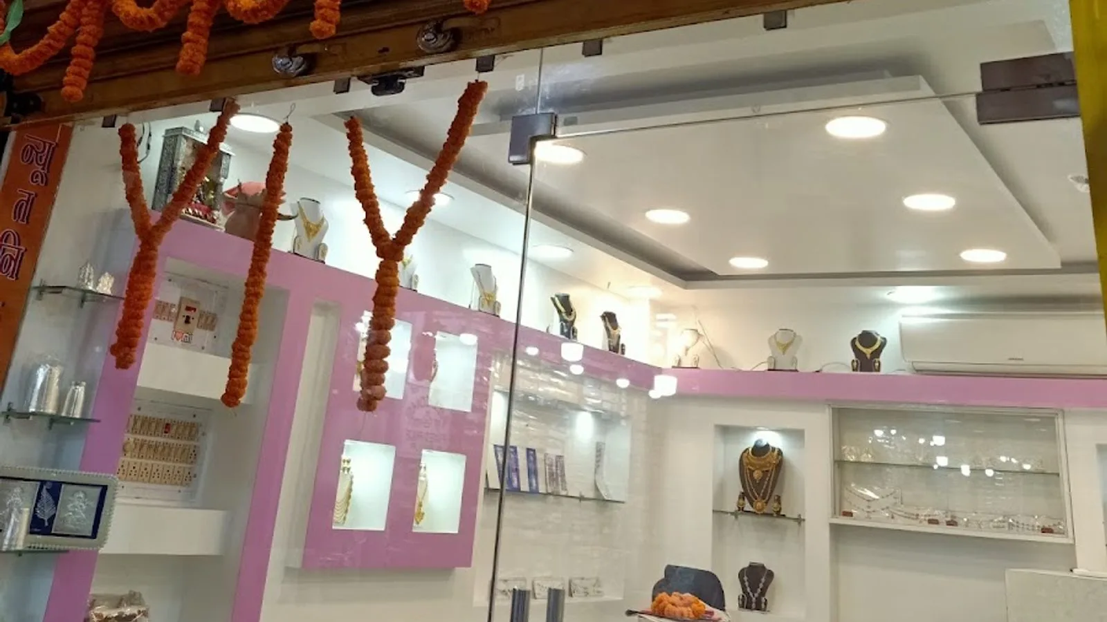 New Tanishak Jewllers