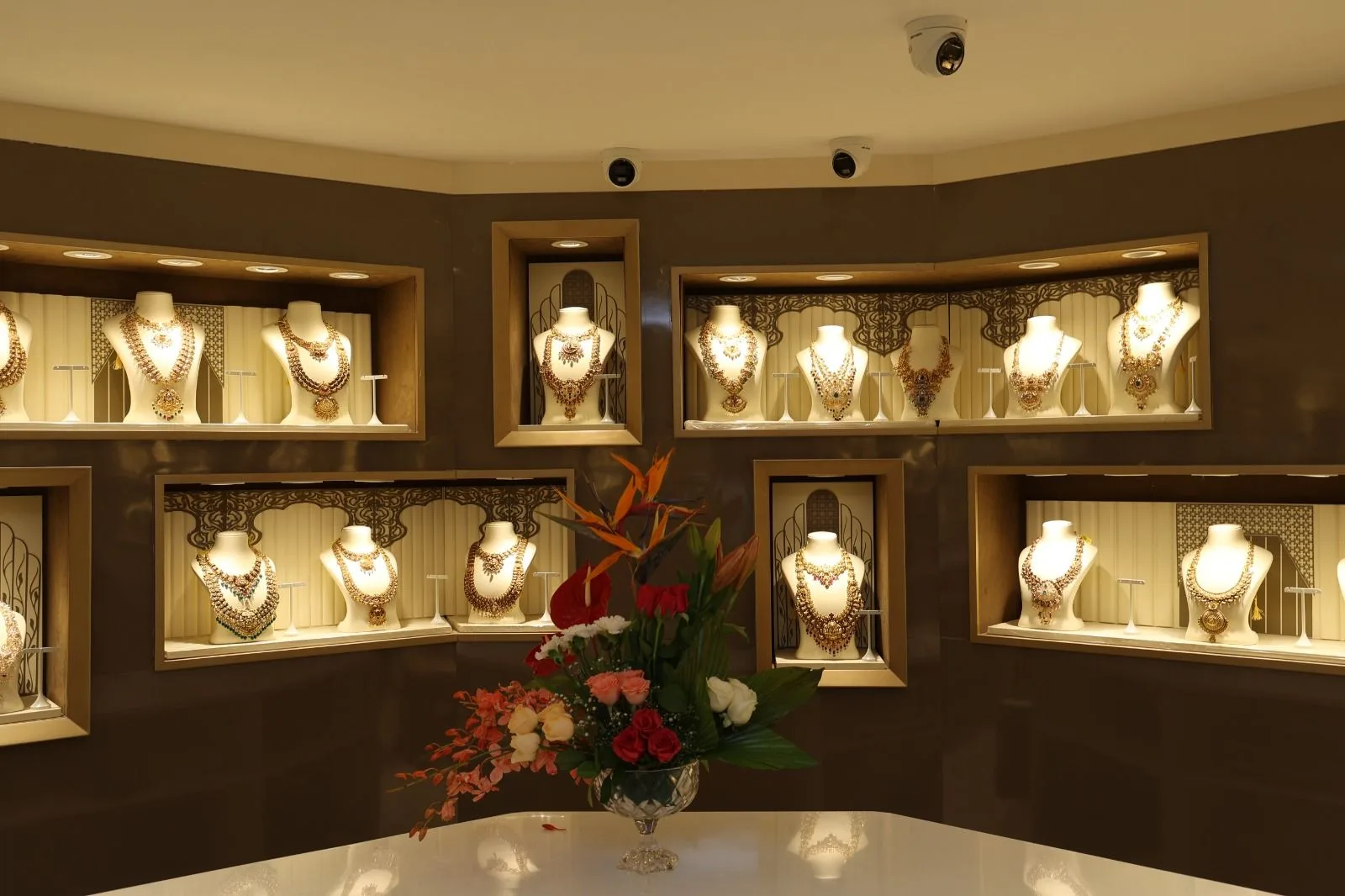 V Jewellery Mart
