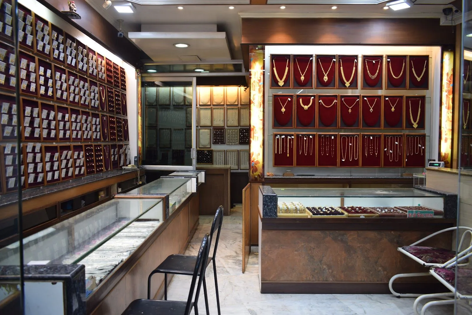 Sri Santha Jewellers