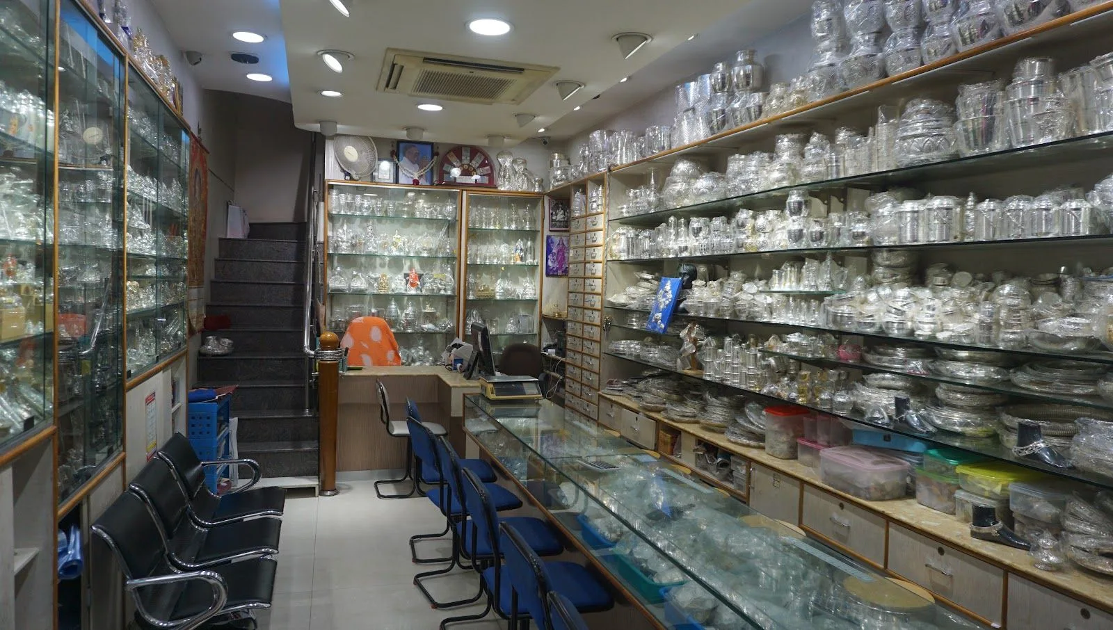 SRI VASAVI JEWELLERS