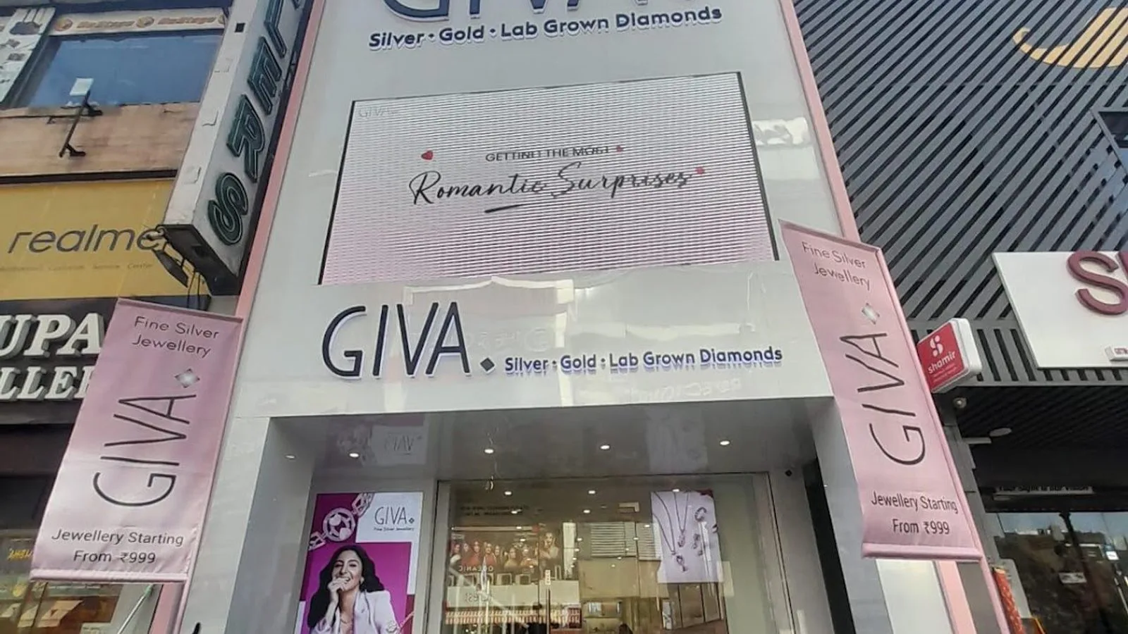 GIVA Silver & Gold Jewellery | Noida - Sector 18 | Lab Grown Diamonds