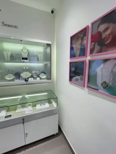 GIVA Silver &amp; Gold Jewellery | Noida - Sector 18 | Lab Grown Diamonds