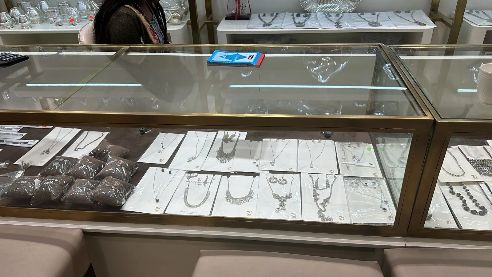 Raghunandan Jewellers | Best Jewellers in Noida