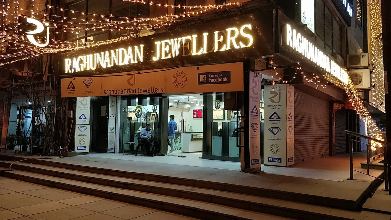 Raghunandan Jewellers | Best Jewellers in Noida
