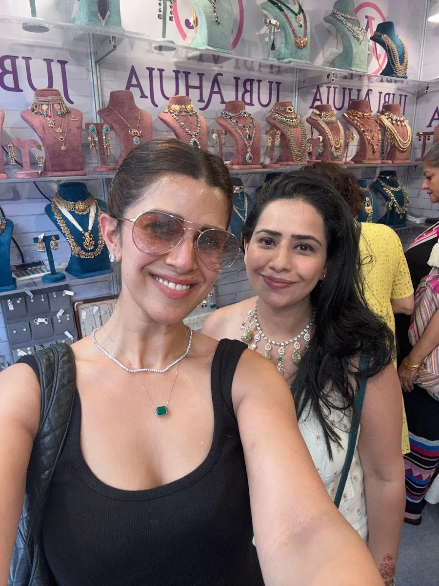 JUBI AHUJA