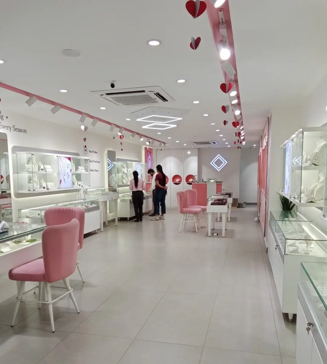 GIVA Silver &amp; Gold Jewellery | Gurgaon - Sector 14 | Lab Grown Diamonds