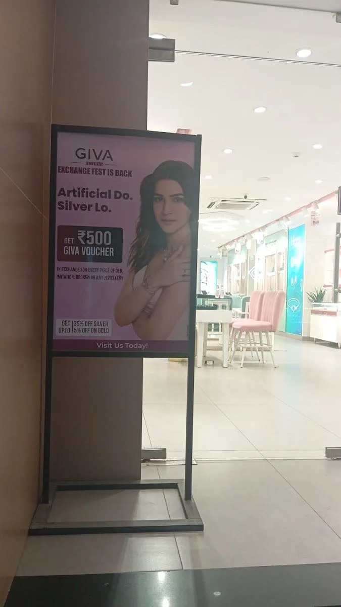 GIVA Silver &amp; Gold Jewellery | Gurgaon - Sector 14 | Lab Grown Diamonds