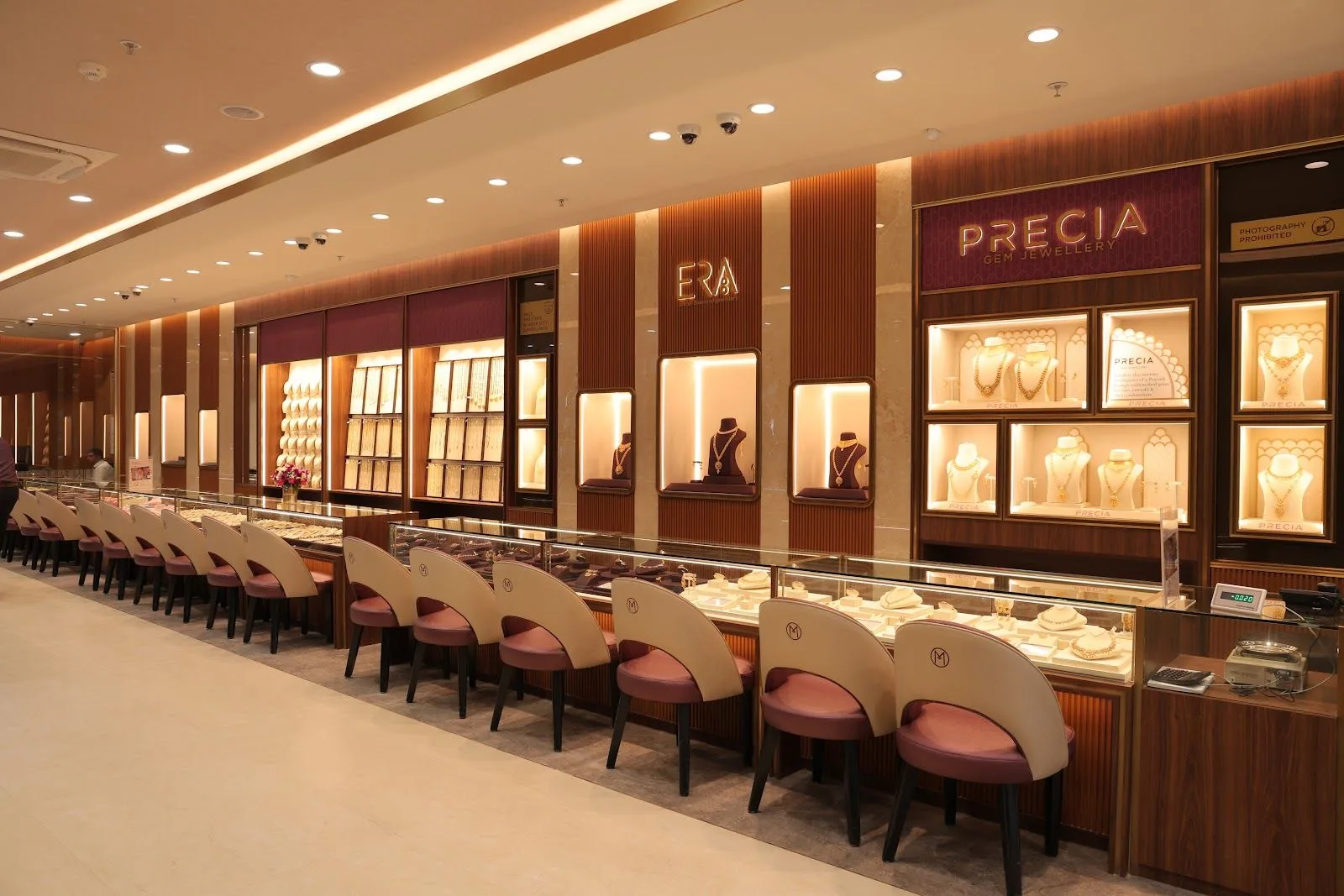 Malabar Gold &amp; Diamonds Gurugram - Gurudwara Road Sadar Bazar